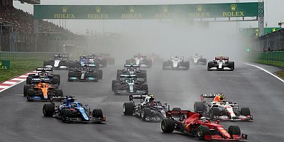 Formula 1 Türkiye Grand Prix'inde start verildi