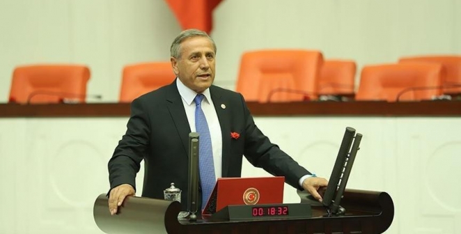 CHP'li Yıldırım Kaya'dan Bakan Özer'e eleştiri