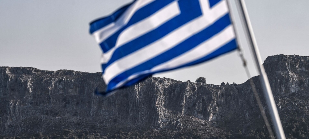 Gazeteciyi izleyen Yunanistan İstihbarat Başkanı istifa etti