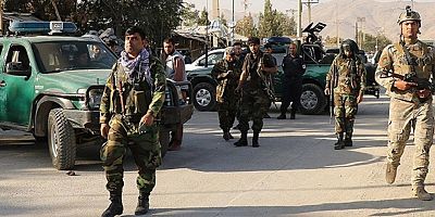 Afganistan'da intihar saldırısı: 32 kişi hayatını kaybetti