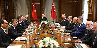 Kılıçdaroğlu'ndan Erdoğan'a: Devlet sırlarının konuşulduğu toplantıda 6. kişi SADAT'ın kurucusu