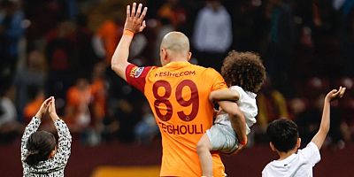 Sofiane Feghouli Galatasaray'a veda etti