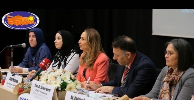 “Cumhuriyet Tarihimizin Asli Kahramanları Kadınlar” paneli Ankara’da gerçekleştirildi.